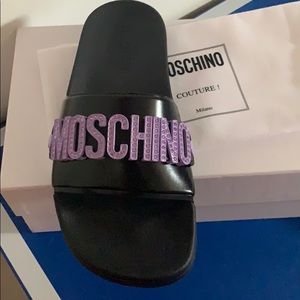 Moschino Slides